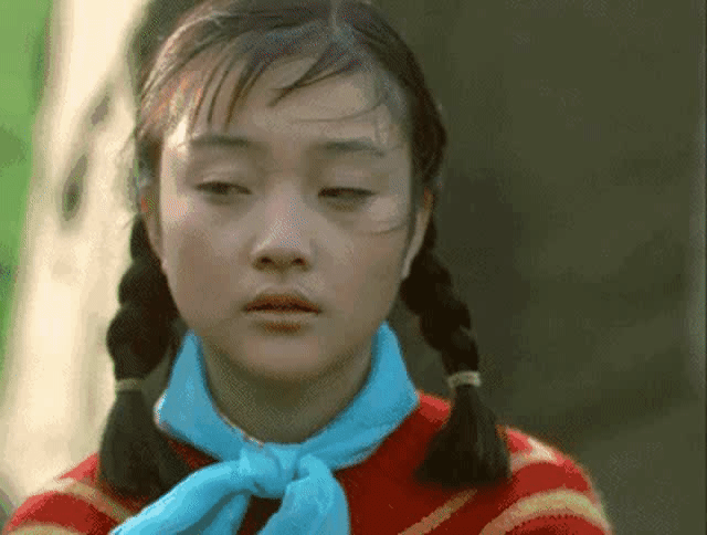 38歲李小璐抖胸視頻曝光，逼瘋粉絲：賈乃亮還是沒等到那一天