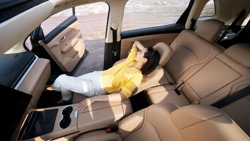 藍(lán)電E5 PLUS 165km長續(xù)航版先享版的價格太無敵了！到手價9.98萬